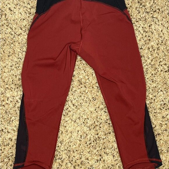 Lululemon crop leggings - Picture 3 of 3